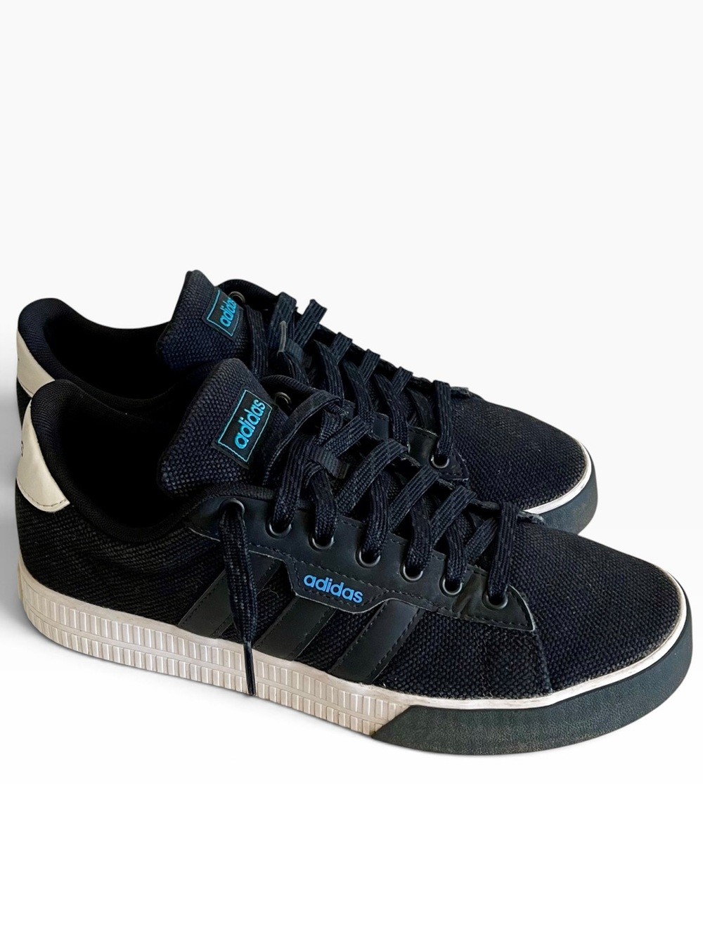 adidas Men Skate Sneaker Daily 3.0 Black Canvas Tech Teal Accent Sz 7.5 H04568